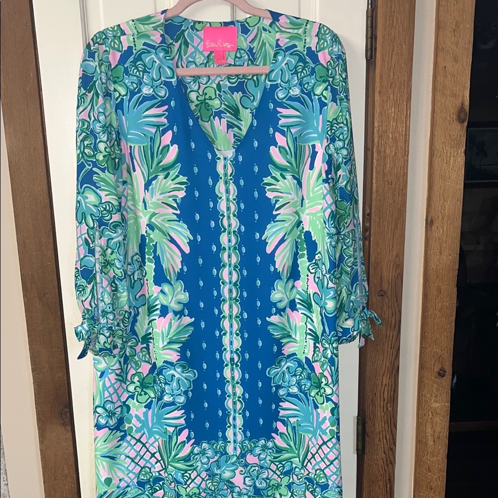 Lilly Pulitzer Vibrant Blue and Green Long Sleeve Dress like new.
